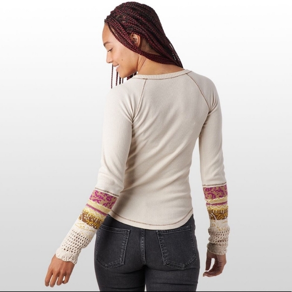 Free People In the Mix Cuff Thermal - Picture 6 of 7